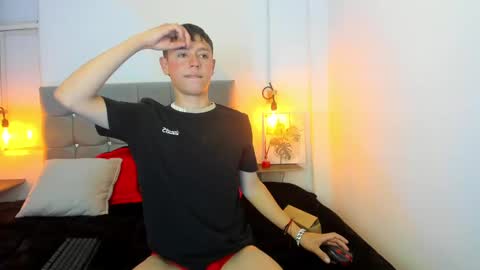 Snapshot of oasis_ossa chatting on 12-06-24, 04:03 Lyam online show from 12-06-24, 04:03