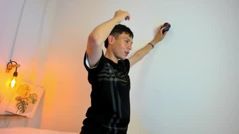 Snapshot of oasis_ossa chatting on 12-09-24, 05:07 Lyam online show from 12-09-24, 05:07