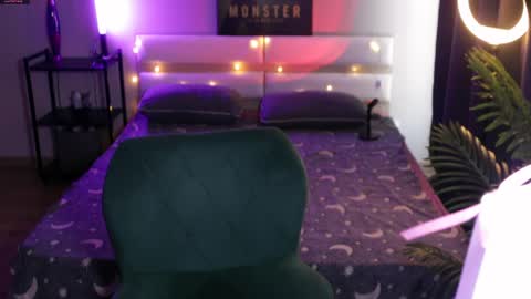 Moonlight online show from 04-27-26, 09:18