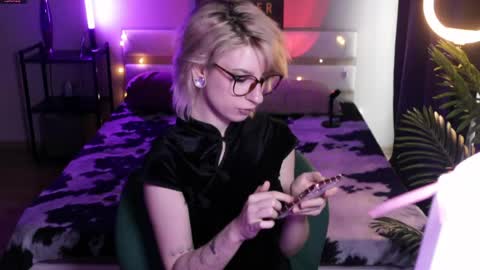 Moonlight online show from 04-29-26, 09:24