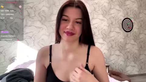 Snapshot of obsidian_glow chatting on 03-07-26, 04:31 Amelia online show from 03-07-26, 04:31