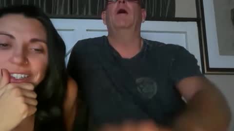 Snapshot of obsidianheartsx chatting on 09-13-25, 10:15 SimplyUs online show from 09-13-25, 10:15