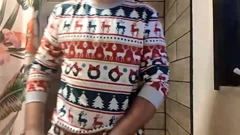 Snapshot of ocassional_dreams chatting on 12-14-25, 12:21 ocassional_dreams online show from 12-14-25, 12:21