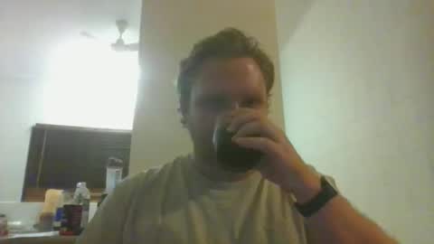 Robert online show from 04-01-26, 01:41