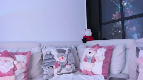 Snapshot of ocean_becker chatting on 01-06-25, 05:30 Irina online show from 01-06-25, 05:30