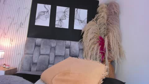 Snapshot of ocean_becker chatting on 02-18-25, 03:21 Irina online show from 02-18-25, 03:21