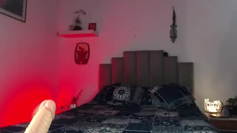 octavia blom online show from 09-18-25, 01:18