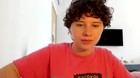 Evie online show from 02-20-26, 06:26