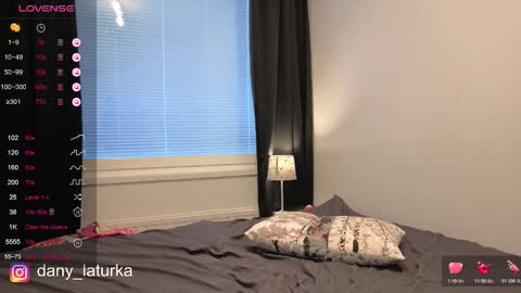 Snapshot of odalisca_bellydancer chatting on 11-24-25, 10:37 Daniela Dany online show from 11-24-25, 10:37