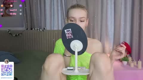 Snapshot of odeliagrace chatting on 06-07-26, 04:49 Agata online show from 06-07-26, 04:49