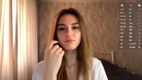 Snapshot of odelinabain chatting on 10-02-25, 08:10 Mia online show from 10-02-25, 08:10