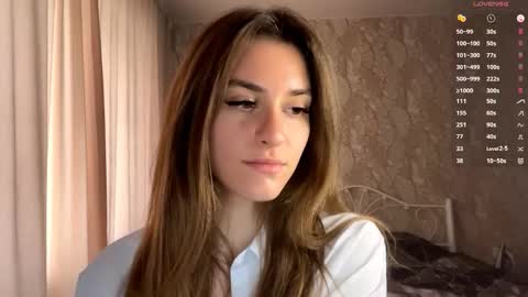 Snapshot of odelinabain chatting on 10-10-25, 09:08 Mia online show from 10-10-25, 09:08