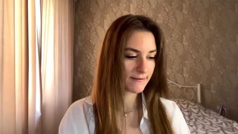 Snapshot of odelinabain chatting on 10-18-25, 08:59 Mia online show from 10-18-25, 08:59