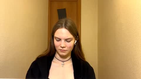 Aneta Bruno online show from 09-09-25, 04:17