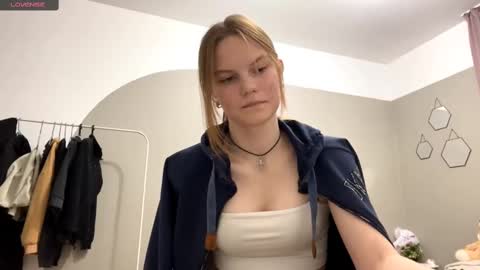 Aneta Bruno online show from 10-05-25, 02:48