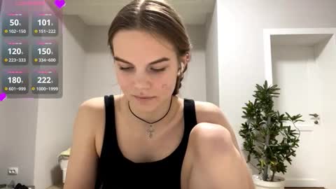 Aneta Bruno online show from 10-23-25, 08:07