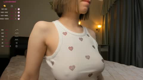 Lynna online show from 01-27-25, 01:26