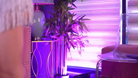 Odette online show from 03-21-26, 08:30