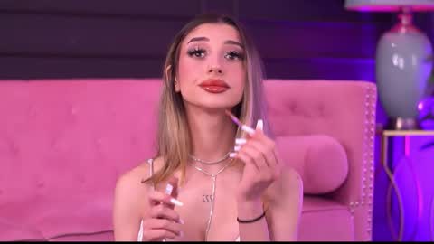 Odette online show from 04-21-26, 07:36