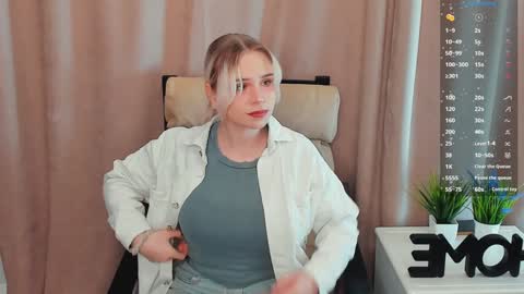 Eliana online show from 12-29-24, 04:38