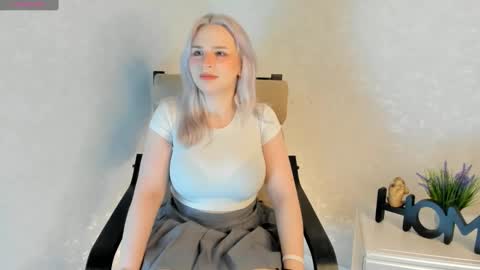 Eliana online show from 01-24-25, 04:05