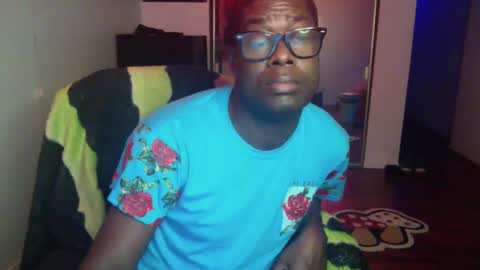 Snapshot of officialmoneyxxx chatting on 12-16-24, 01:53 Money online show from 12-16-24, 01:53