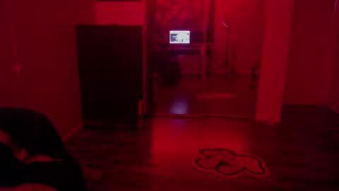 Snapshot of officialmoneyxxx chatting on 01-21-25, 07:28 Money online show from 01-21-25, 07:28