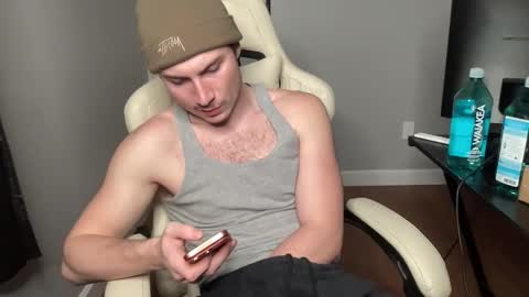 Snapshot of officialtommycash chatting on 12-04-25, 05:50 Tommy Cash online show from 12-04-25, 05:50