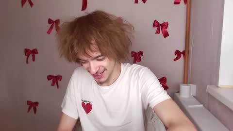 Snapshot of og_mister_penis chatting on 01-12-26, 07:19 Felix online show from 01-12-26, 07:19