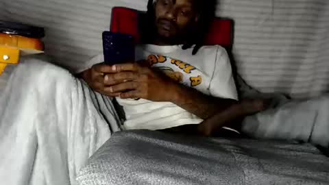 Snapshot of ogdigbick chatting on 12-30-24, 03:03 OGDigBick online show from 12-30-24, 03:03