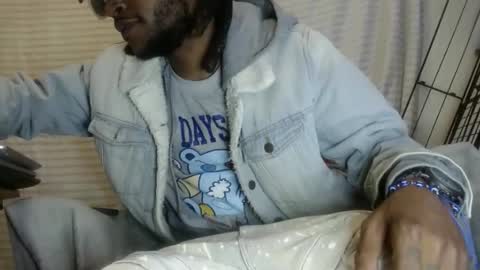 Snapshot of ogdigbick chatting on 02-27-25, 04:53 OGDigBick online show from 02-27-25, 04:53