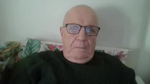 Snapshot of oggi95 chatting on 01-13-25, 12:13 oggi95 online show from 01-13-25, 12:13