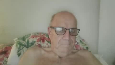 Snapshot of oggi95 chatting on 09-26-25, 06:17 oggi95 online show from 09-26-25, 06:17