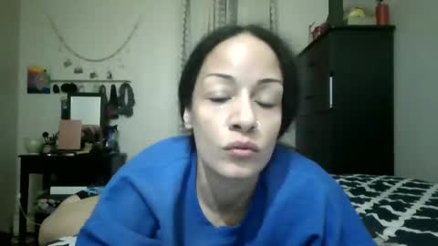 Lit en Cama online show from 12-28-24, 10:13