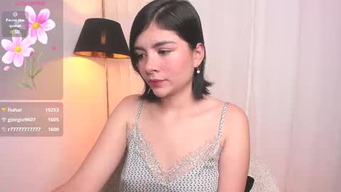 Snapshot of oh__holly chatting on 03-03-25, 01:10 Holly online show from 03-03-25, 01:10