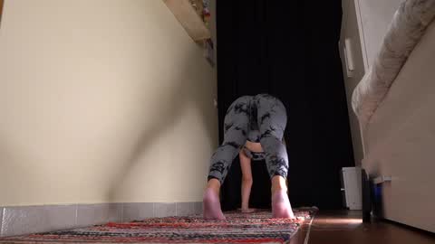 Lola online show from 12-06-24, 05:55