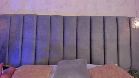 Holly online show from 02-06-25, 07:51