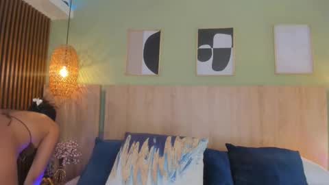 Holly online show from 09-16-25, 11:33