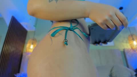 Holly online show from 10-20-25, 11:21