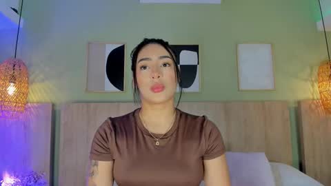 Holly online show from 12-22-25, 11:18