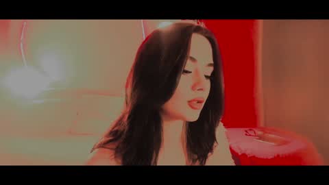 your dear Lilith Chapman online show from 12-18-24, 05:31