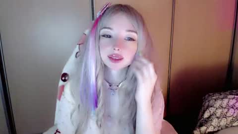 Snapshot of oh_pichuu chatting on 06-13-26, 03:15 Milly online show from 06-13-26, 03:15