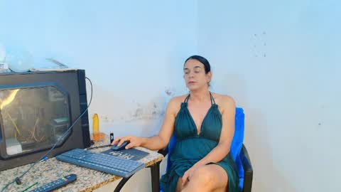 LU online show from 04-13-26, 01:55