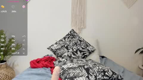 ohanna_ online show from 01-12-25, 01:00