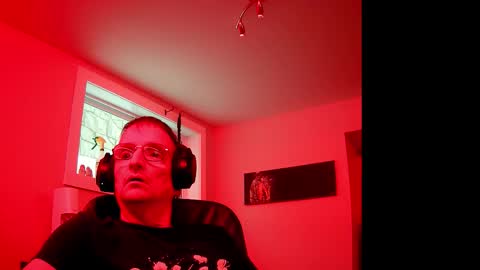 Snapshot of ohbitt chatting on 12-14-25, 08:57 ohbitt online show from 12-14-25, 08:57