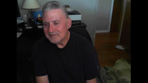 Snapshot of ohfukitsbob chatting on 10-03-25, 05:21 ohfukitsbob online show from 10-03-25, 05:21