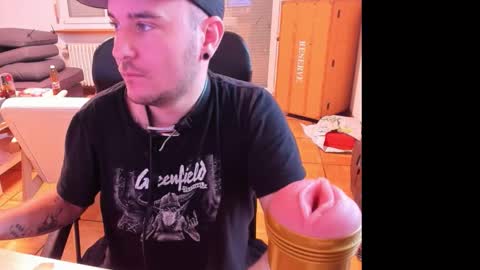 Chris online show from 09-18-25, 05:42