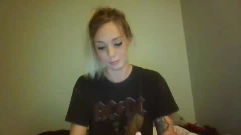 Snapshot of ohkaybby chatting on 09-13-25, 01:05 ohkaybby online show from 09-13-25, 01:05