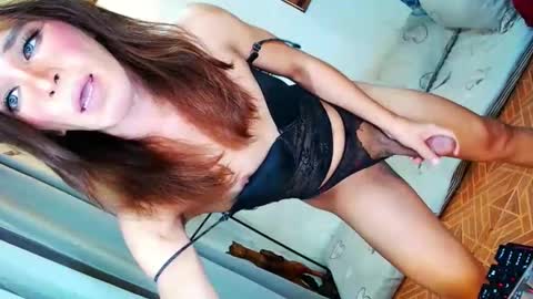 IM CHIE  DONT FORGET TO FOLLOW ME  MAKE ME SMILE HERE  THUMB UP FOR 25TOK  online show from 05-08-26, 06:35