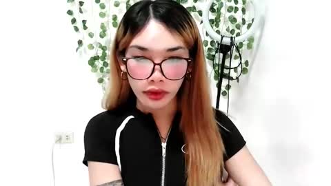 Snapshot of ohmyalessandraxcx chatting on 11-03-25, 01:34 ohmyalessandraxcx online show from 11-03-25, 01:34